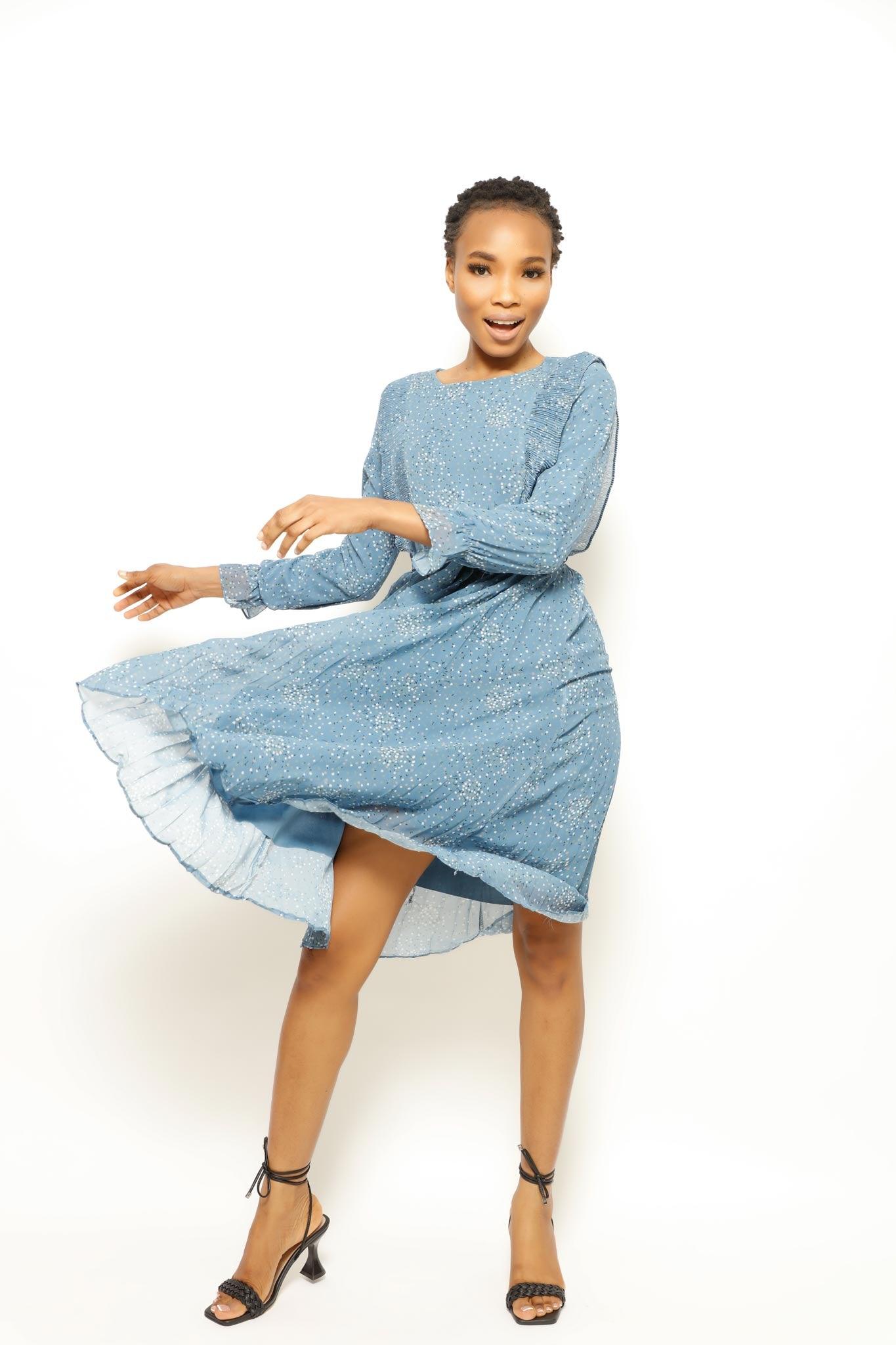 LIL FLOWER DOTS RUFFLED TIE MIDI DRESS – coradomoda LIL FLOWER DOTS RUFFLED TIE MIDI DRESS – coradomoda