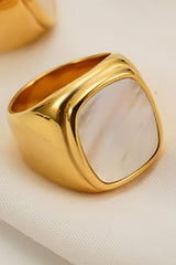 STAINLESS STEEL 18K GOLD PLATED INLAID SHELL RING